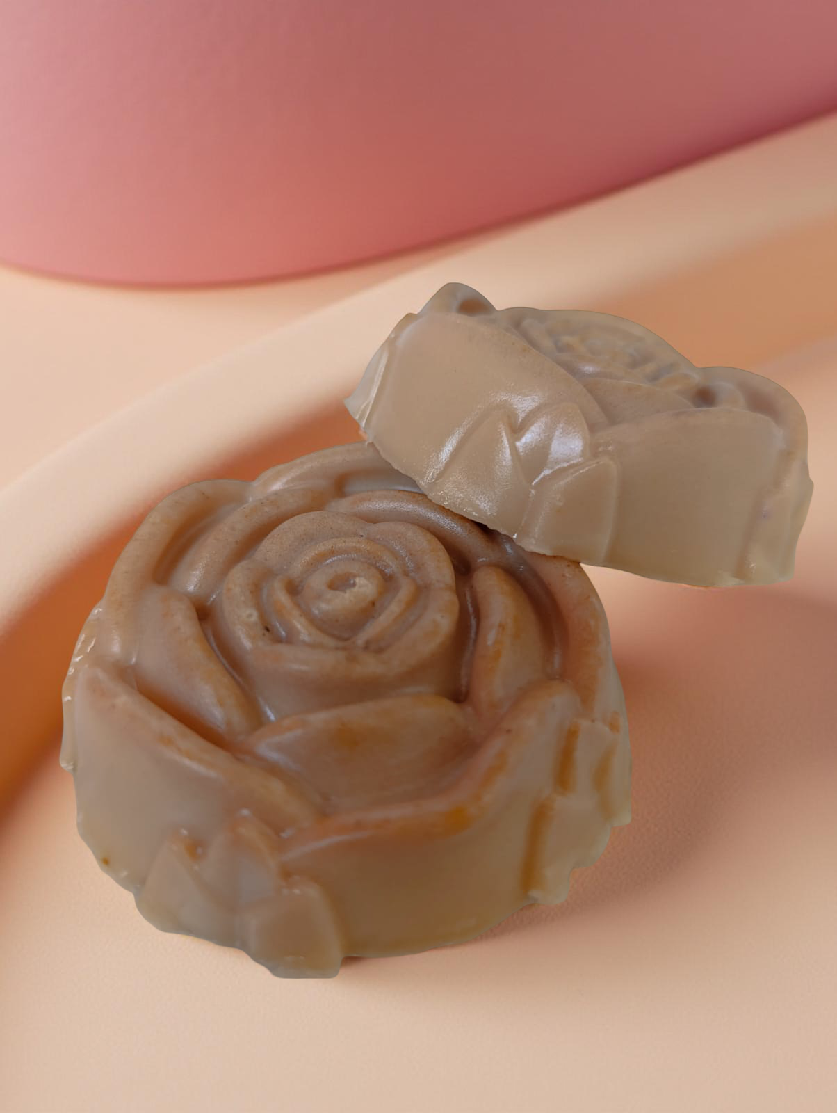 ROSE WHITENING SOAP